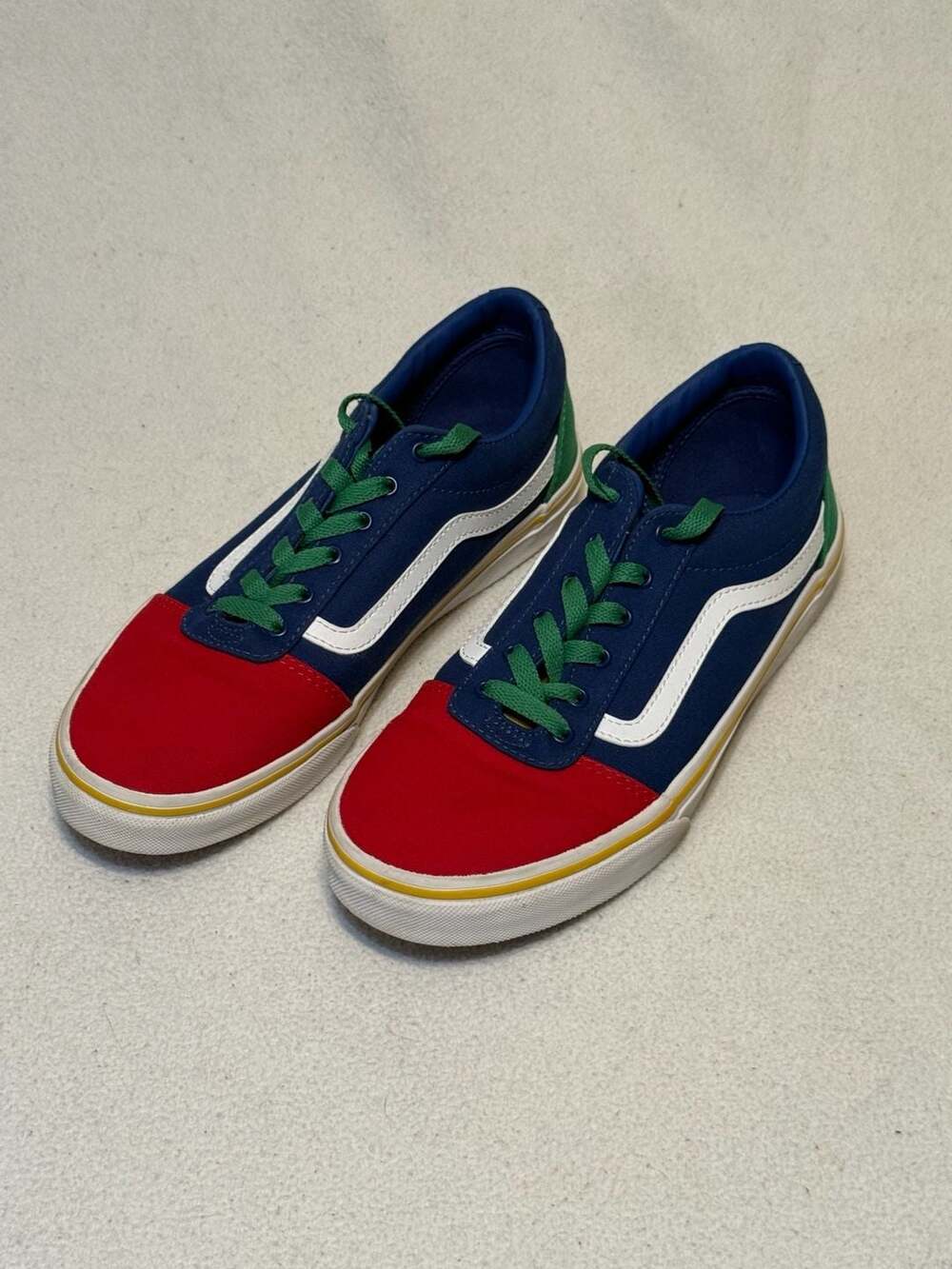 Vans Old Skool Youth Size 6.0 Multi-Color Canvas Sneakers